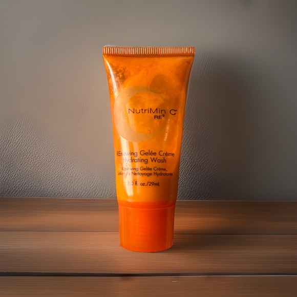 Arbonne Other - Arbonne NutriMin C RE9 REnewing Gelee Creme Hydrating Wash 1 Fl Oz Travel Sealed